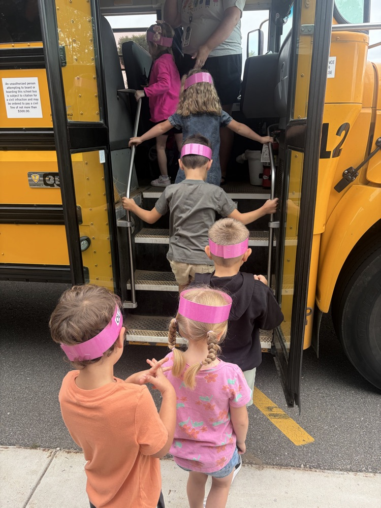 students entering the bus 
