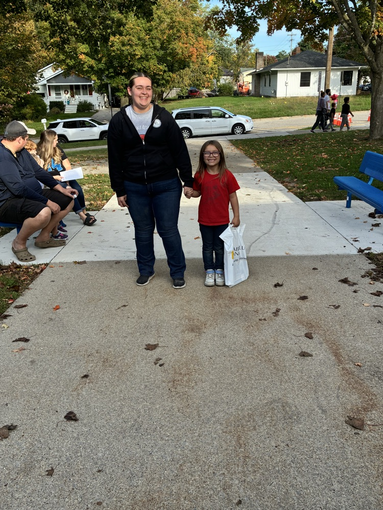 a family arriving at Brookside’s Community Night