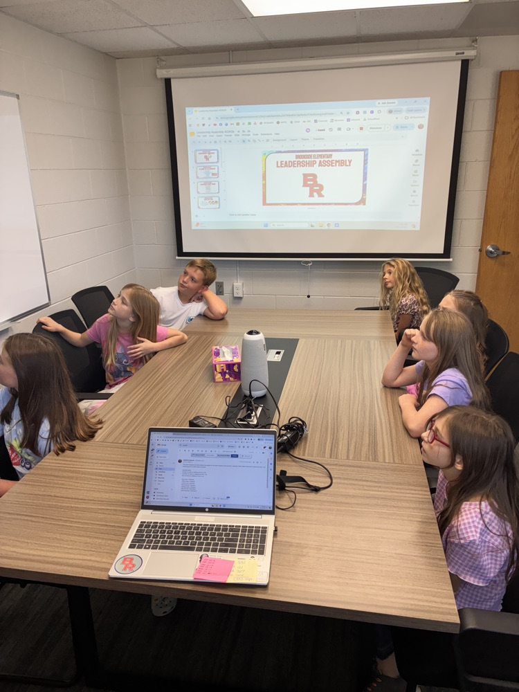Principal teaching assemble leaders