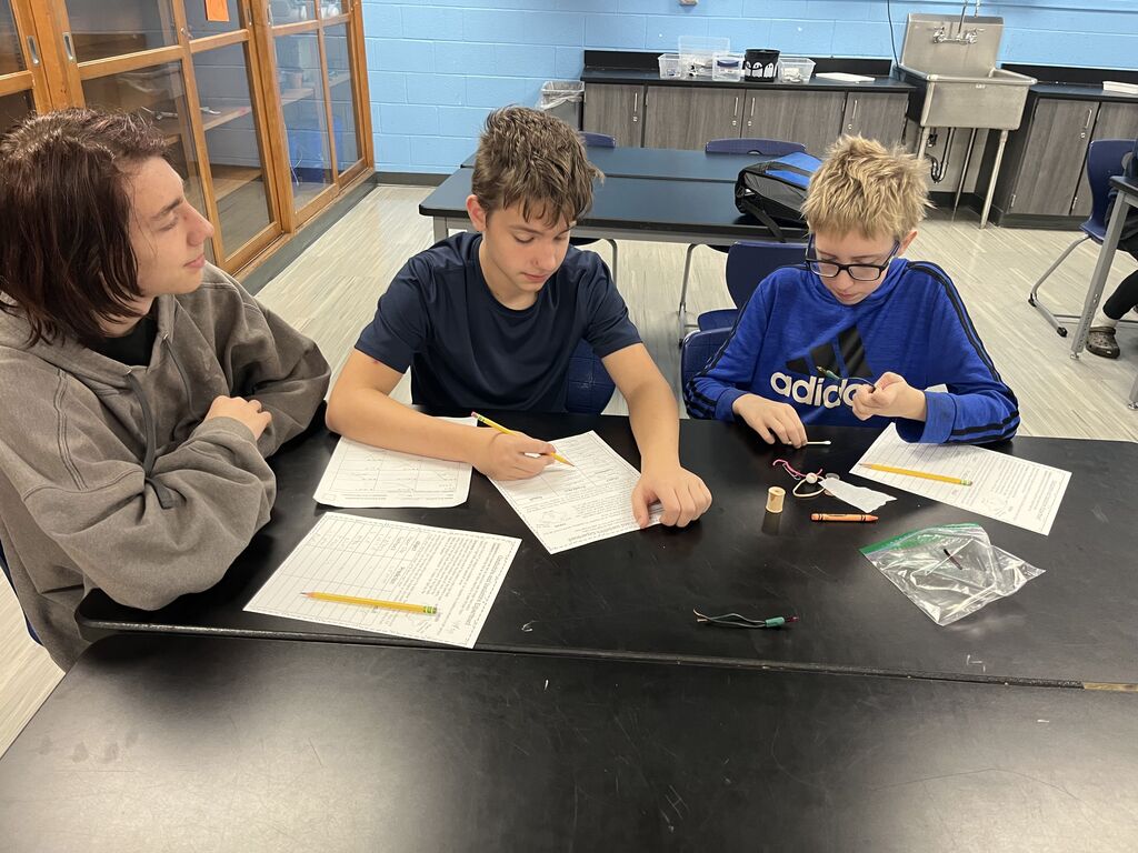 BRMS student working in STEM lab