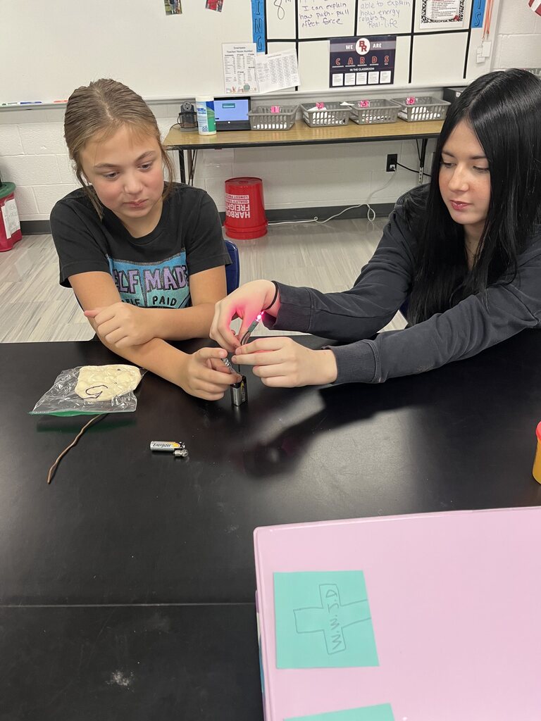 BRMS students working in STEM lab