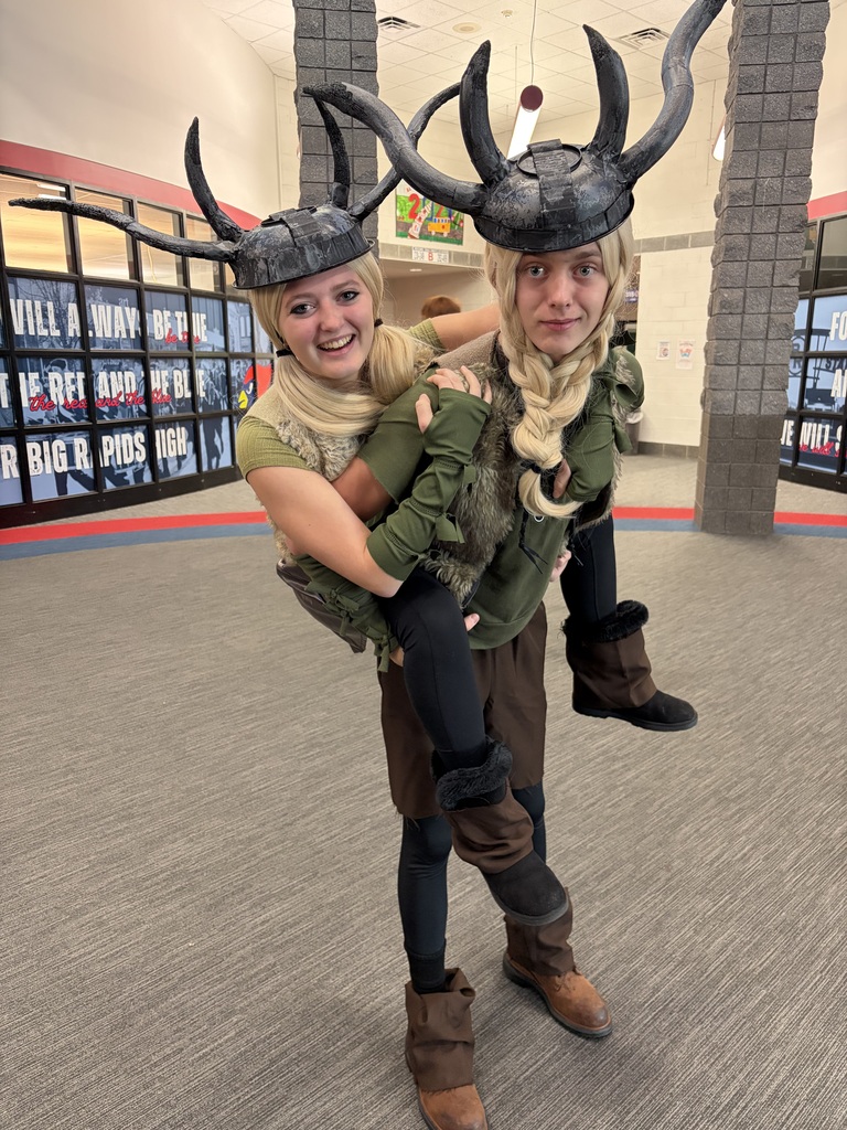 costume winners