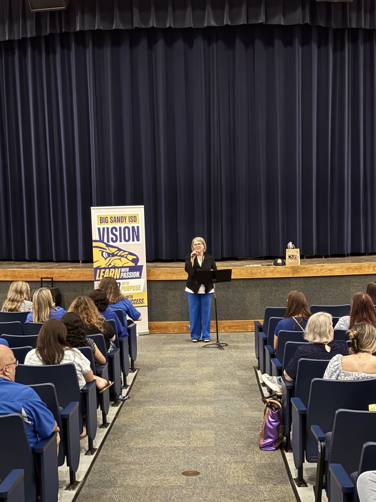 Superintendent Turner welcoming staff back