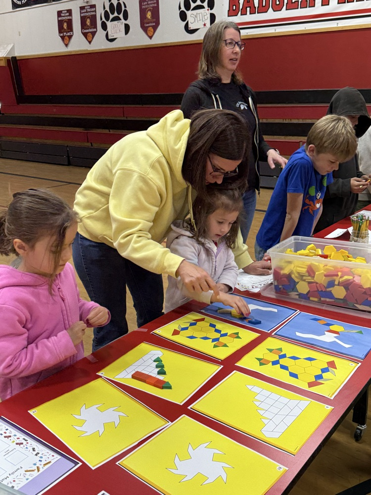 Tangram puzzles with Mr. T.