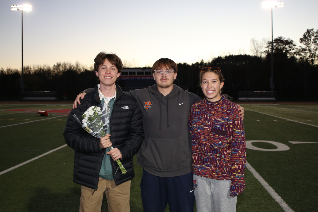 seniors from the bhs cross country team
