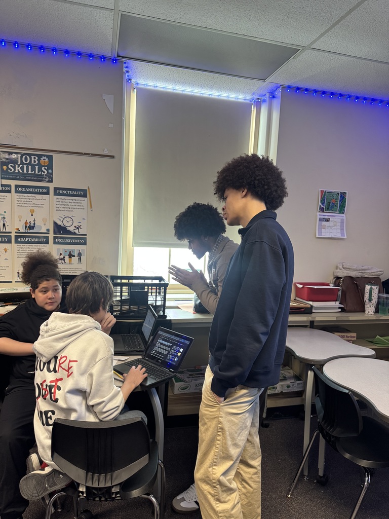 bhs students work with east middle students