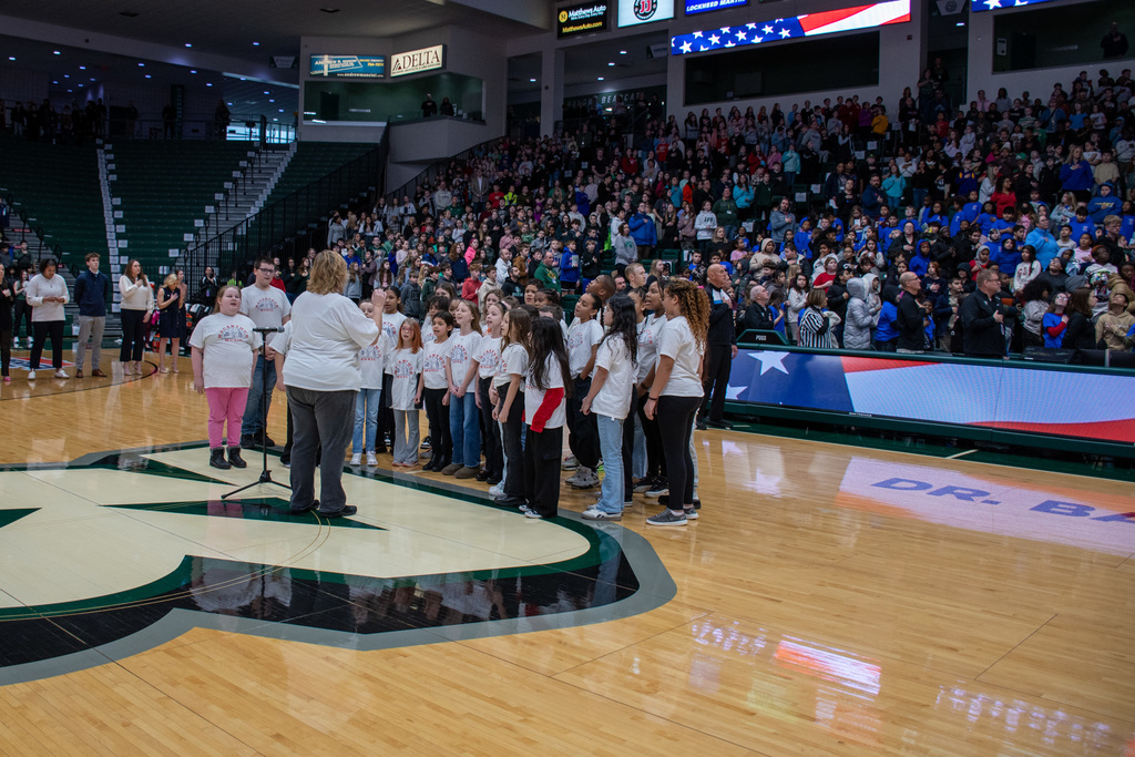 macarthur chorus sings national anthem at binghamton university basketball game
