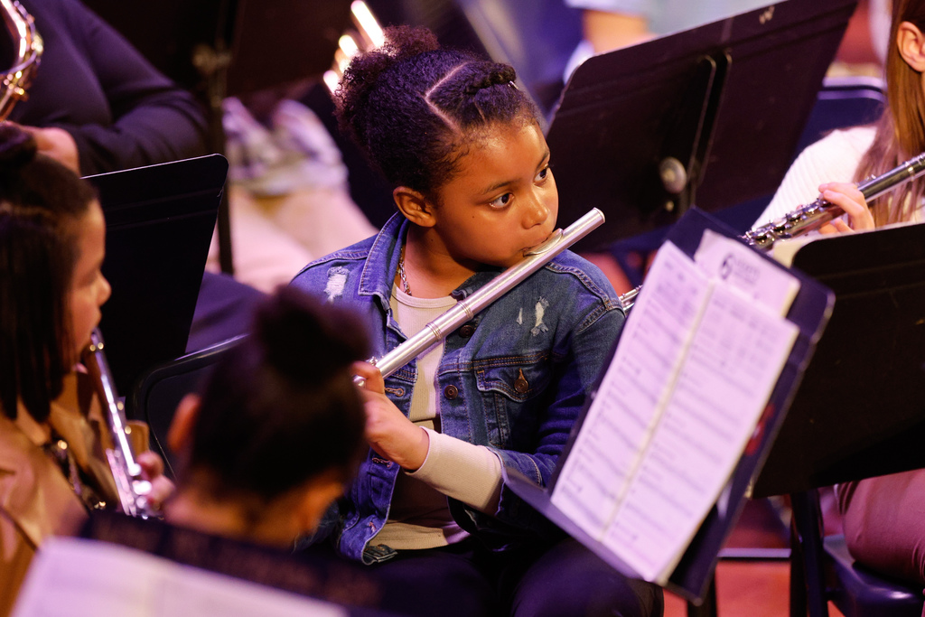 jefferson student plays flute