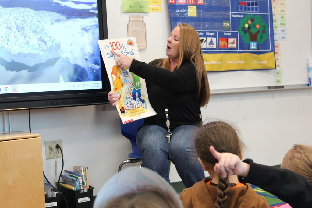 Students at Benjamin Franklin Elementary celebrating the 100th day of school