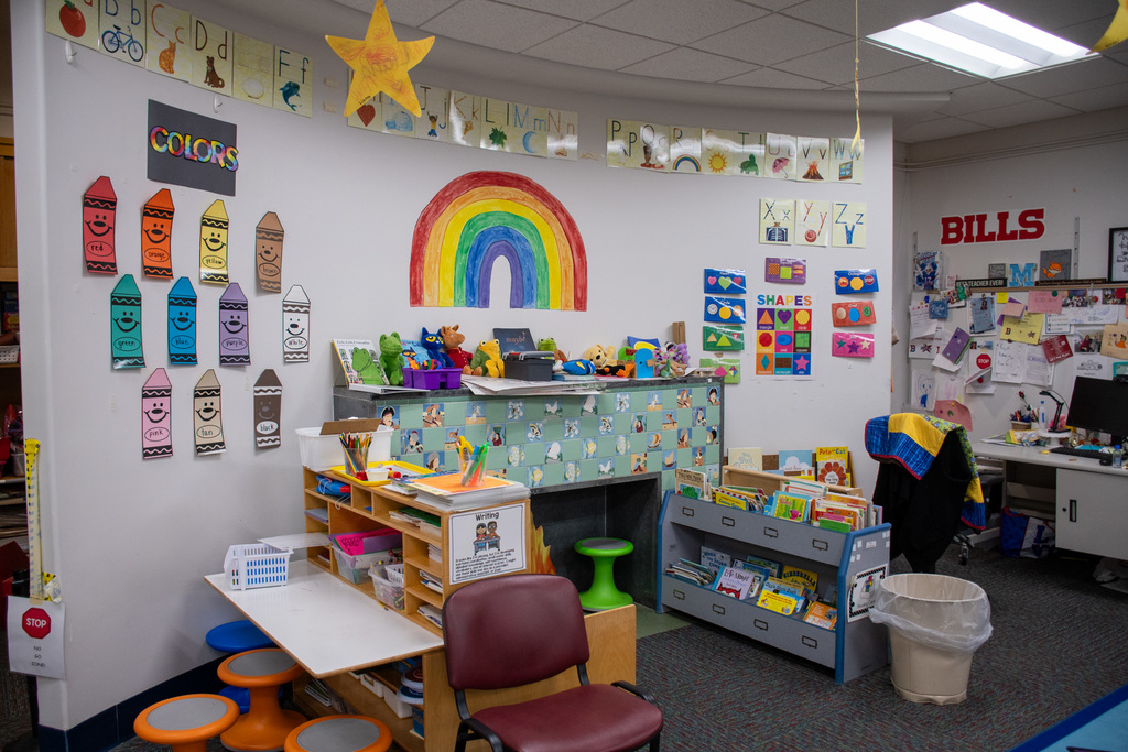 2026 photo of calvin coolidge classroom with fireplace