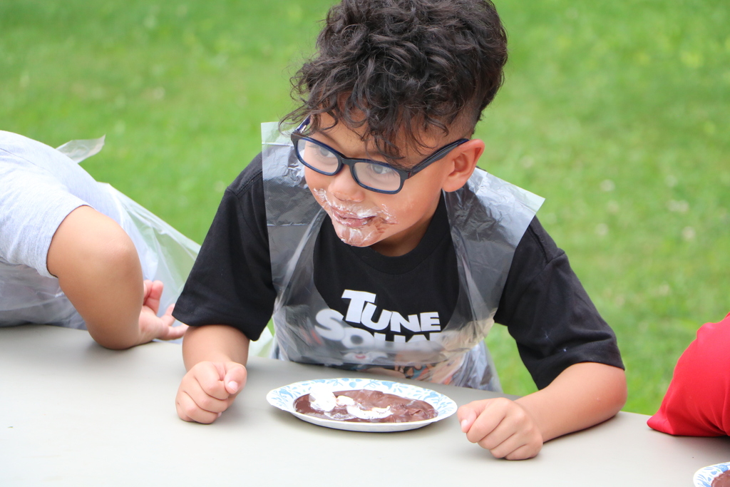 Pie Eating Franklin