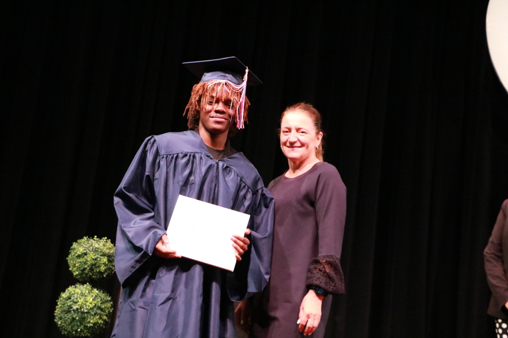Aug Grad