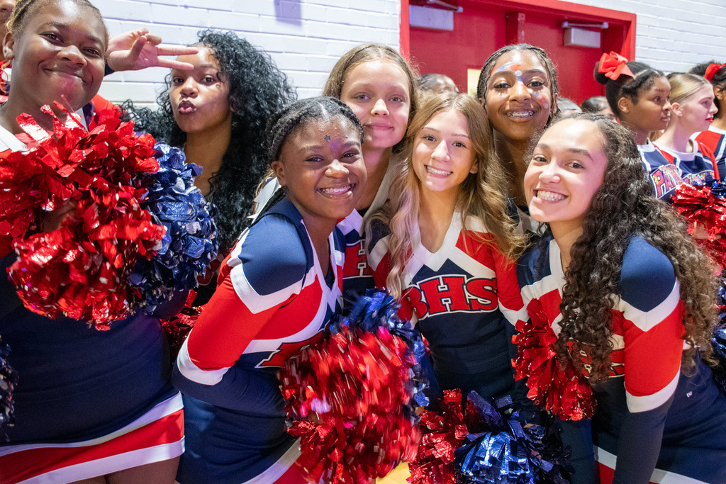 bhs cheerleaders pose for photo