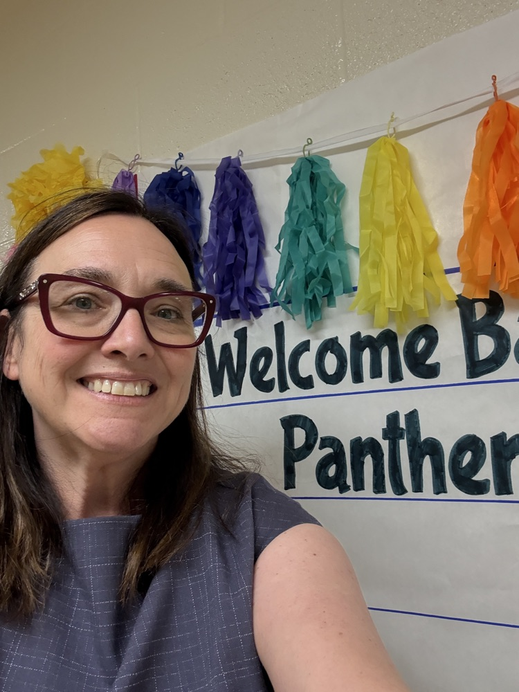 staff welcome back students.