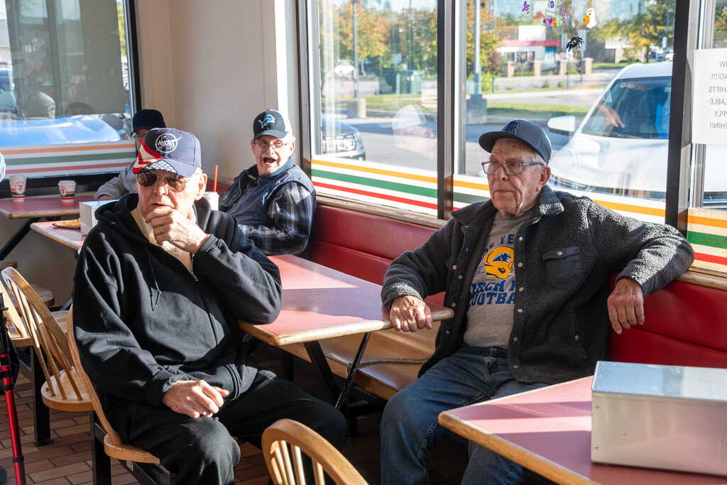 7 Eleven Crew