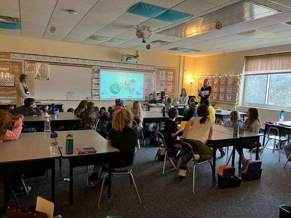 Swedish author Louise Zavari read to students.