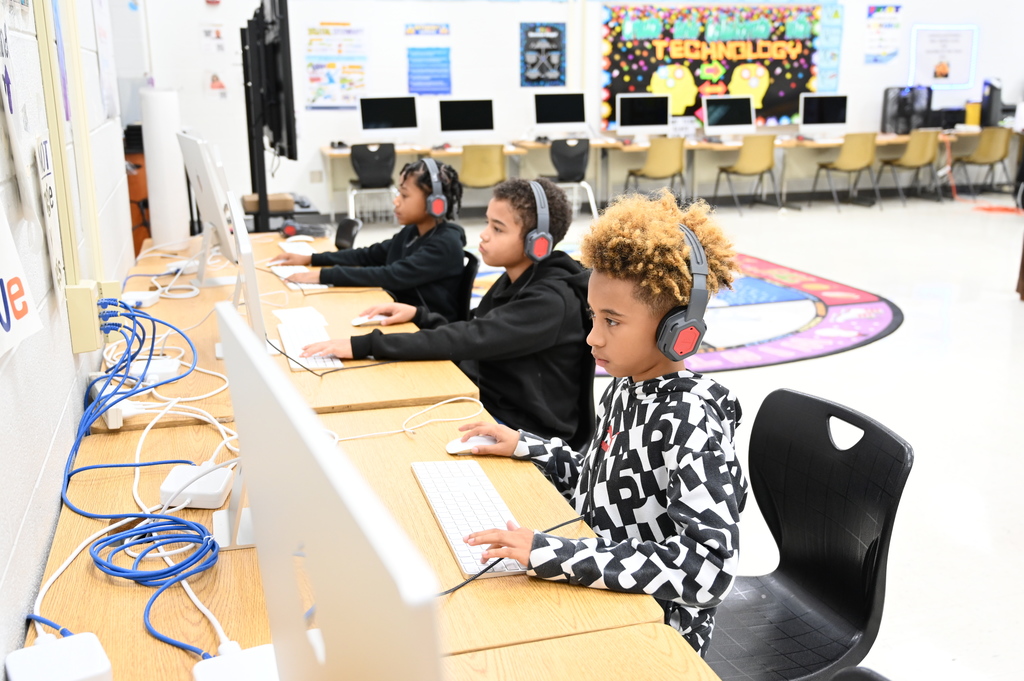 Students in the computer lab at Martha Gaskins Elementary School