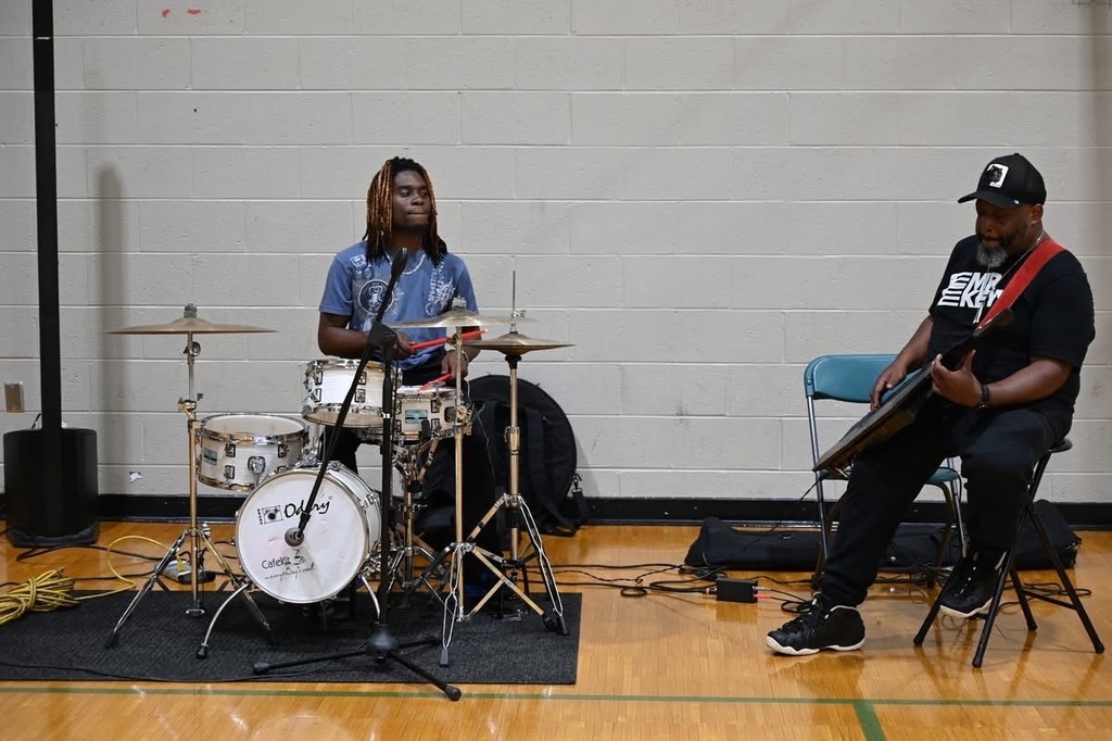 The musical guests play on