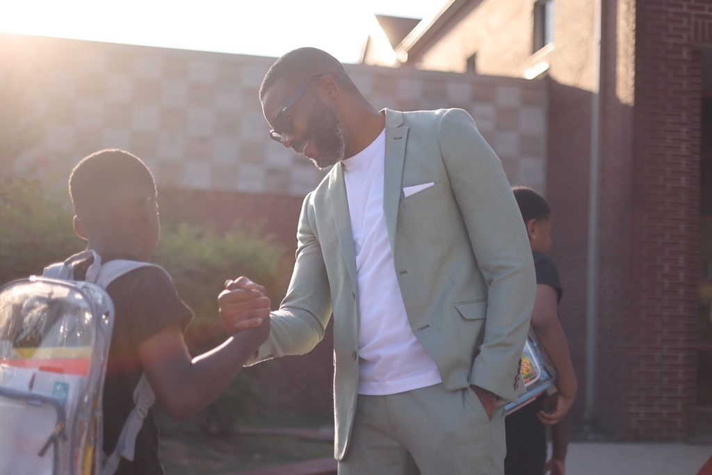 Mayor Randall Woodfin greets our scholars on the first day of school.
