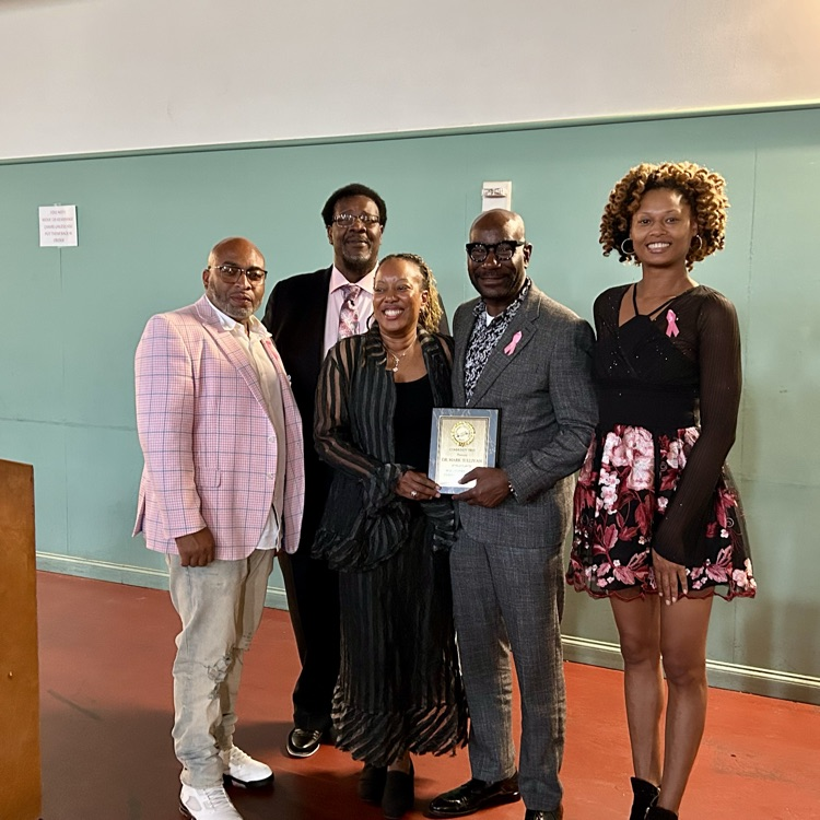 Dr. Sullivan wins Leadership Award