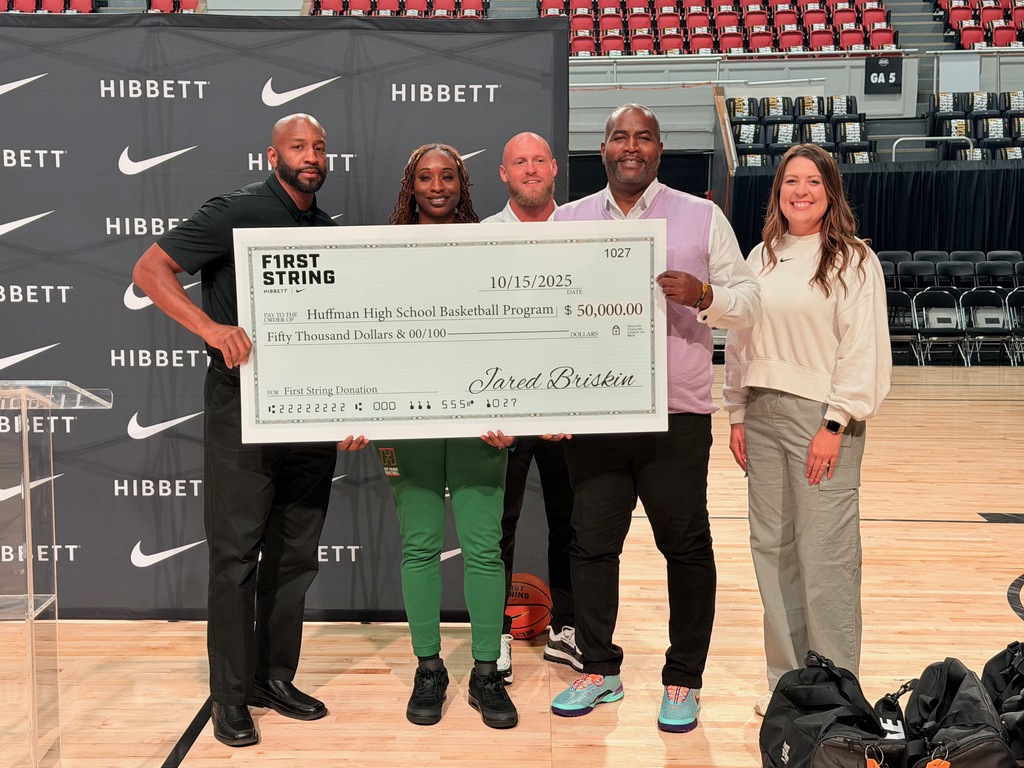 Hibbett Donation Huffman Vikings BB (1)