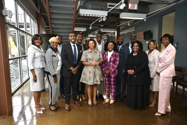 Board and Cabinet in attendance 