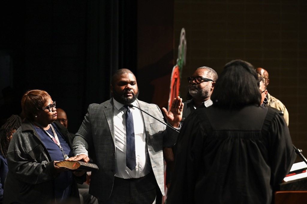 District 8 Representative Antwon Womack takes the oath of office.