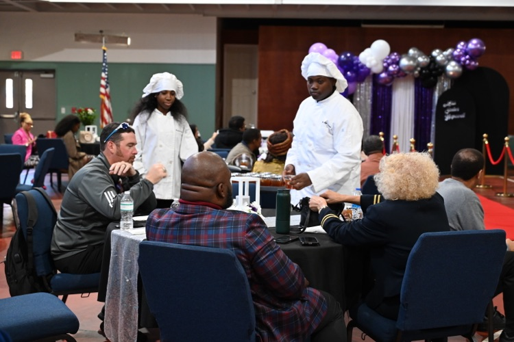 The Wenonah High School Choir performed at the Hopewell Senior Center First Annual Thanksgiving Luncheon & Coronation today, with scholars from the Academy of Hospitality and Tourism serving the meal! #successstartshere 🦃