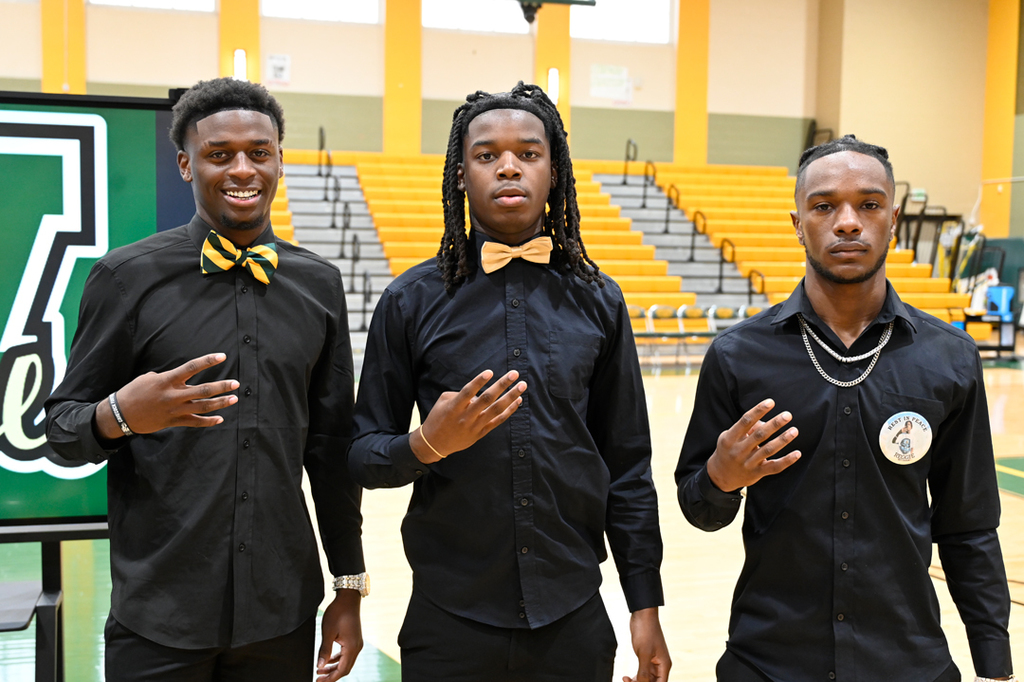 Woodlawn Signing Day