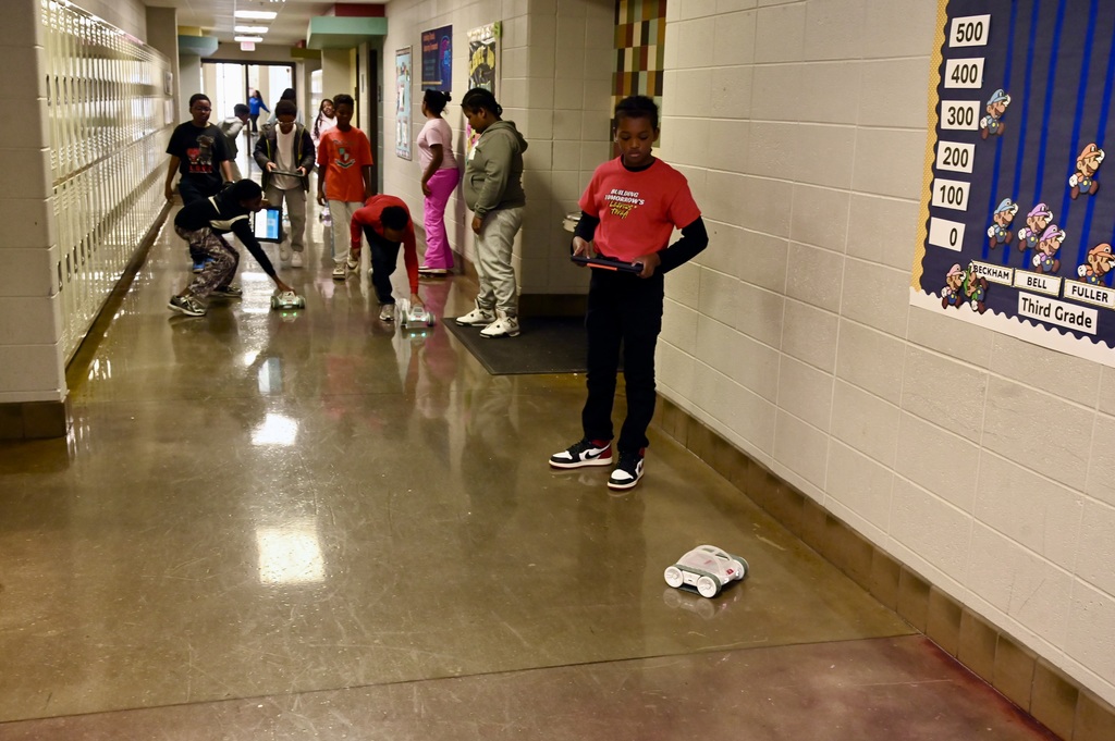 Robotics at STEAM Day at Oxmoor Valley