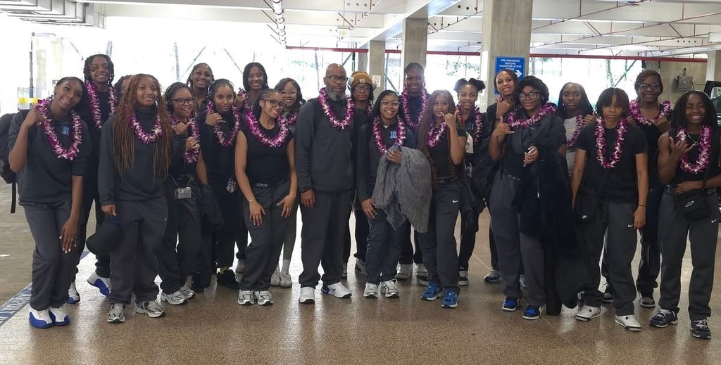 Lady Rams arrive in Hawaii