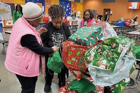 Phi Iota Omega Chapter of Alpha Kappa Alpha at Hayes K-8 School