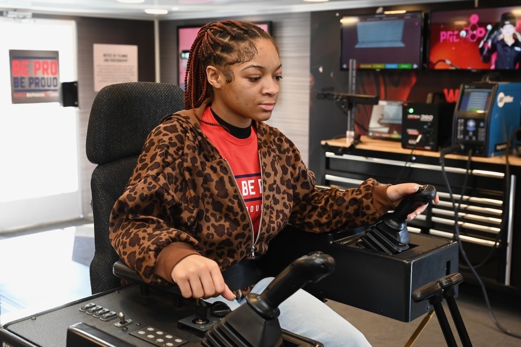 Be Pro, Be Proud Alabama at Wenonah High School