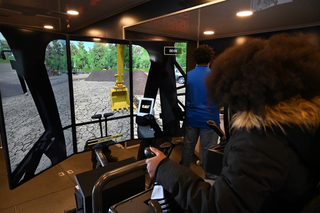 Ramsay Academy of Engineering on the Be Pro, Be Proud Alabama mobile workshop