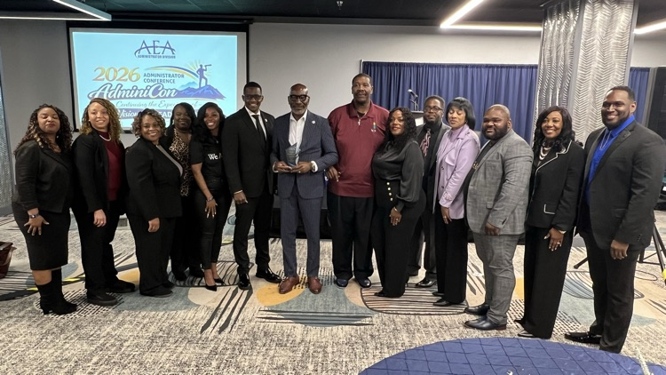 Superintendent Dr. Mark Sullivan received the Outstanding Superintendent of the Year Award from the Alabama Education Association during an award ceremony this morning! #SuccessStartsHere 🏆