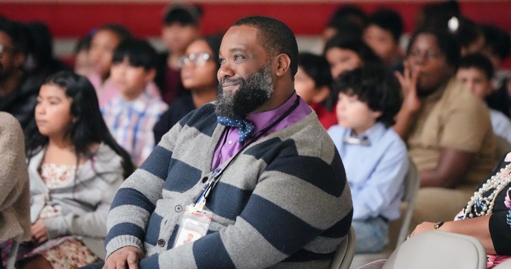 Eric Essex performs at Glen Iris