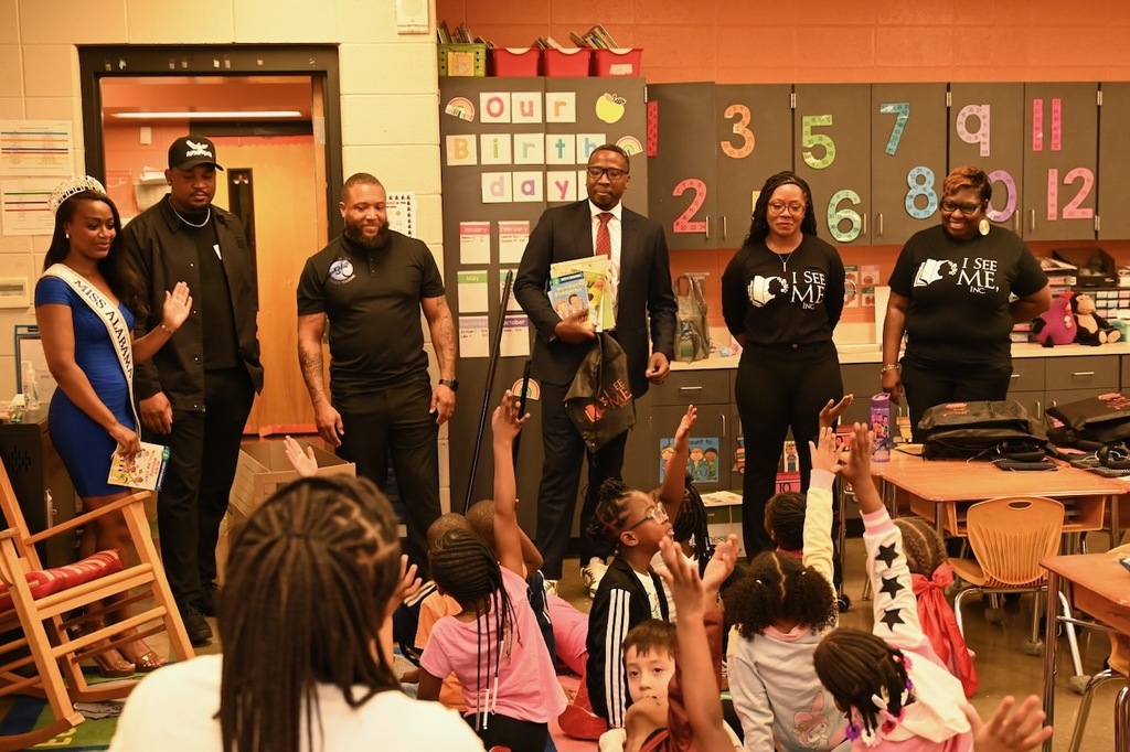 Read Across America Week at Huffman Academy