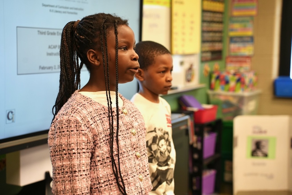 National Distinguished Principal Committee visit to Oxmoor Valley Elementary School.