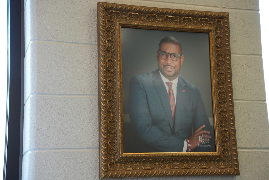 National Distinguished Principal Committee visit to Oxmoor Valley Elementary School.