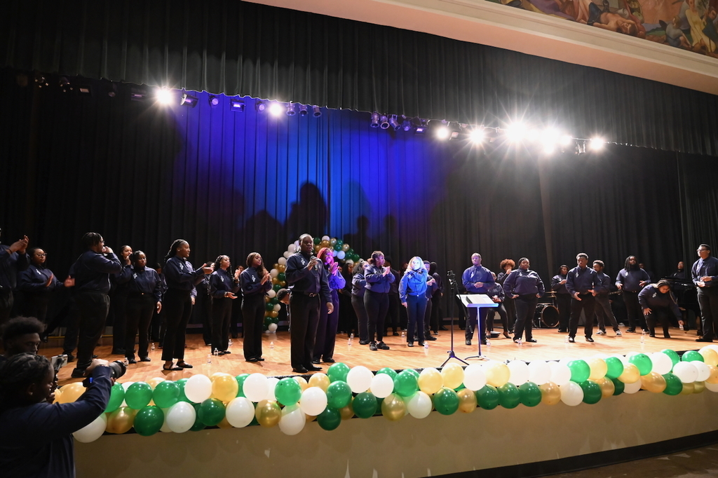 JSU Choir at Woodlawn High School