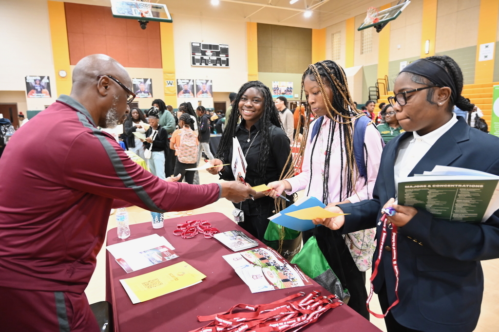 Woodlawn High School College & Career Fair