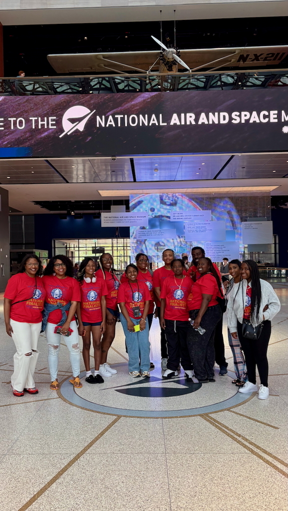 South Hampton Storm Sentinels Team at the National Air and Space Museum in Washington, D.C.