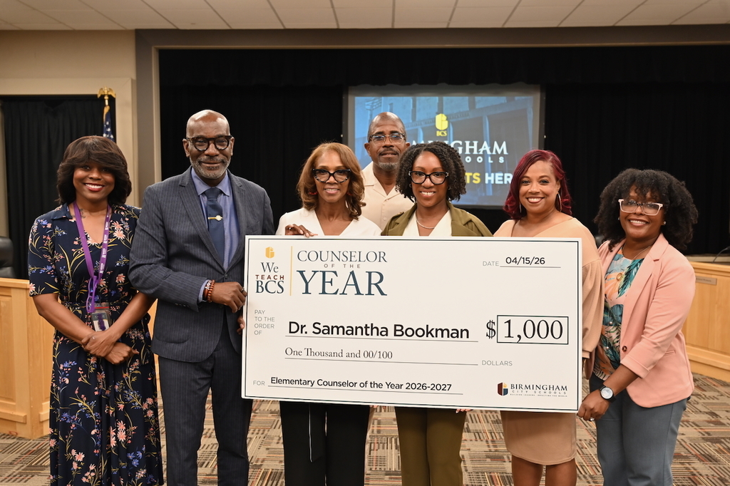 Last night, the board recognized the district's Elementary Counselor of the Year: Samantha Bookman of R.C. Hemphill Elementary School ! #SuccessStartsHere 🍎