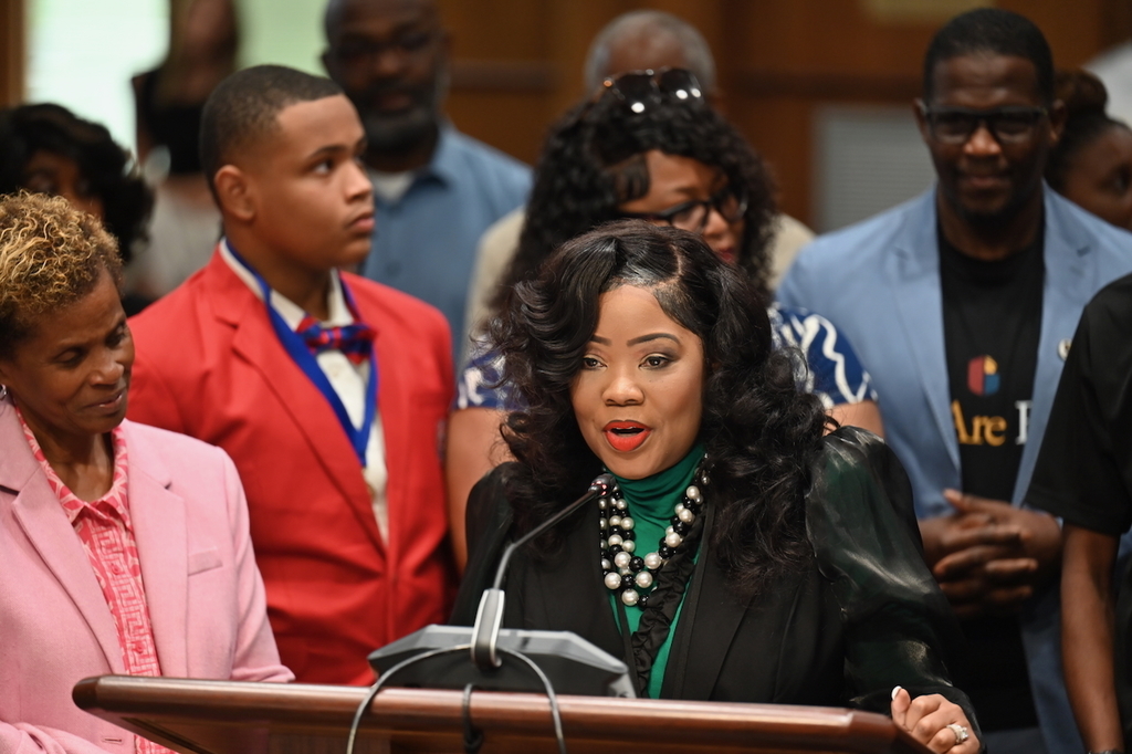 Jackson-Olin High School Assistant Principal Toyal McLain