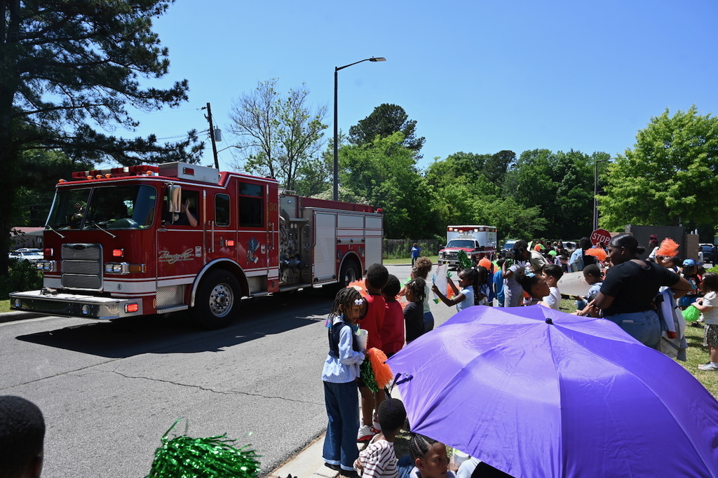 Huffman Academy Autism Awareness Parade