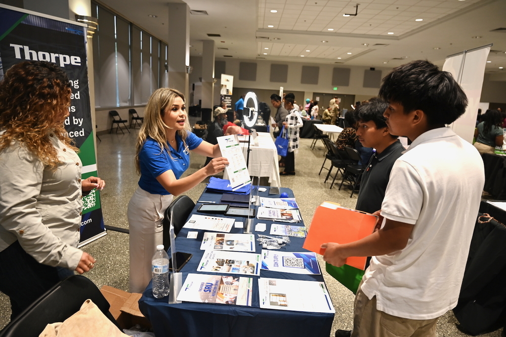 High school seniors met with prospective employers today at Boutwell Auditorium during our annual Senior Hiring Fair! #SuccessStartsHere 🧑🏽‍🎓👷🏾👮🏿‍♀️👩🏽‍🏫🧑🏼‍🏭👨🏻‍🔧👩🏽‍🚒