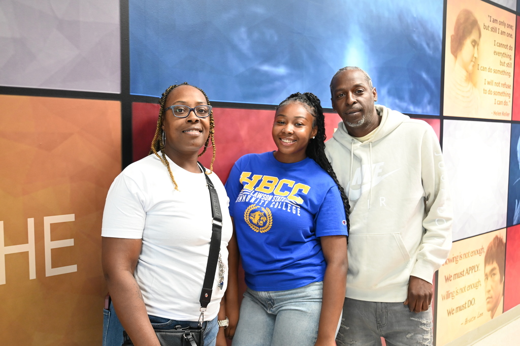 M'Riyah and family