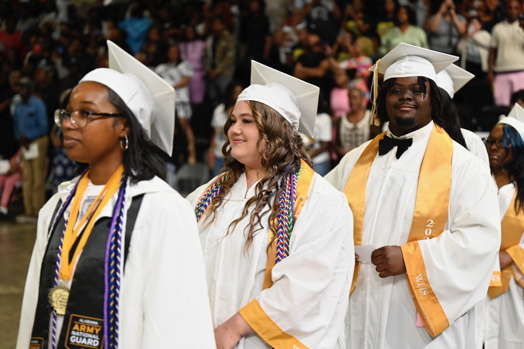 Wenonah graduate (left) joining the Army National Guard