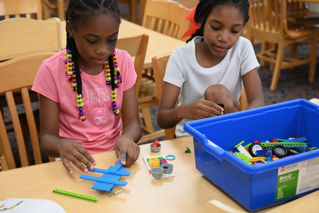 Sensational Summer Learning at Huffman Academy