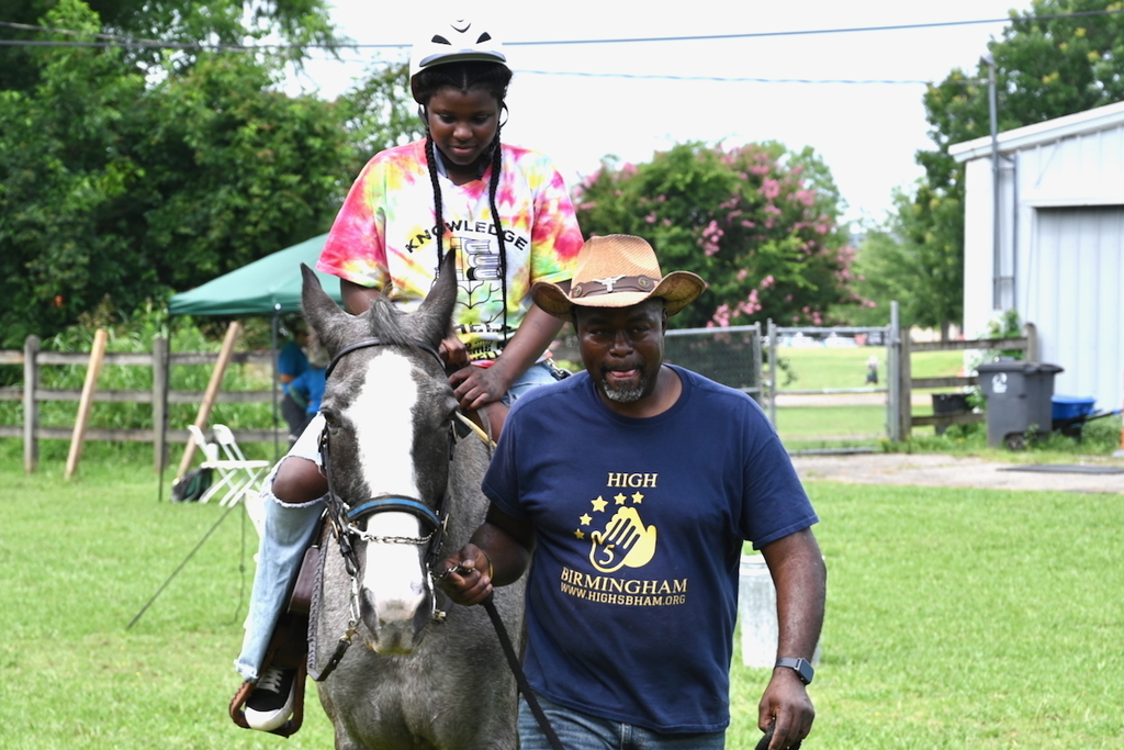 Camp Wellness Field Trip to High 5 Birmingham Horse Farm